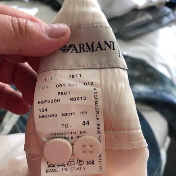 Winter white silk suit - Picture 3 of 8